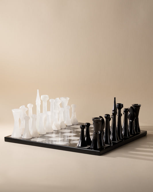 Schachspiel aus weißem Onyx und schwarzem Marmor, 34x34 cm – handgefertigtes Luxus-Schachspiel aus Naturstein, hergestellt in Mexiko